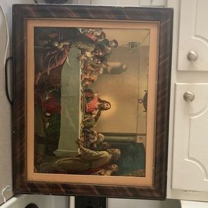 The last super in wooden marble frame